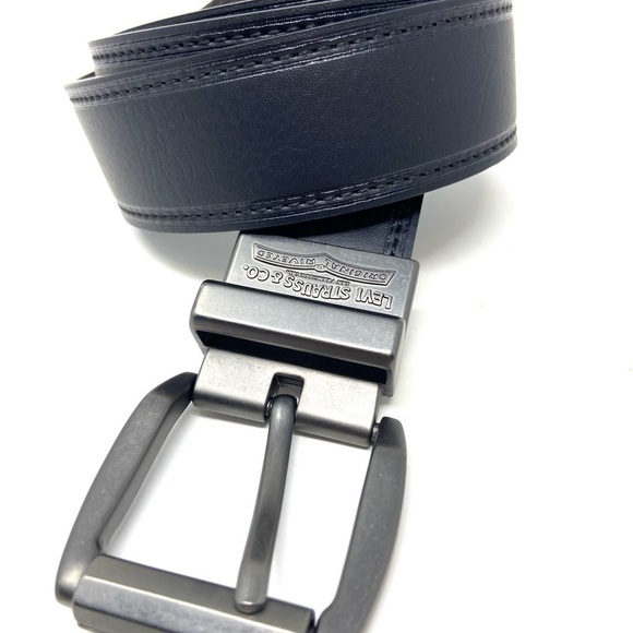 Levis Men's Black Belt Synthetic Leather with Silver Hardware Logo - Picture 1 of 7